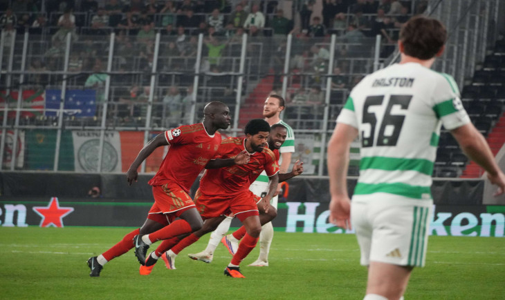 Celtic still throw away Champions League ticket in bizarre fashion after huge lead | Goal.com