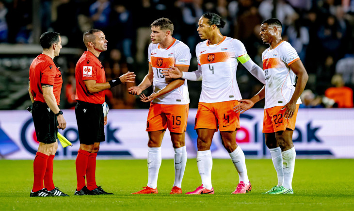 This is why the Netherlands were robbed by the referee | Goal.com