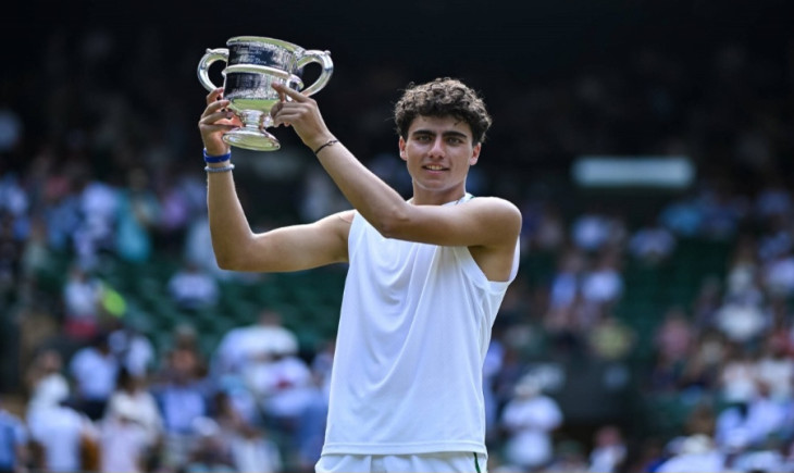 Иван Иванов е световен шампион при юношите за 2025-а