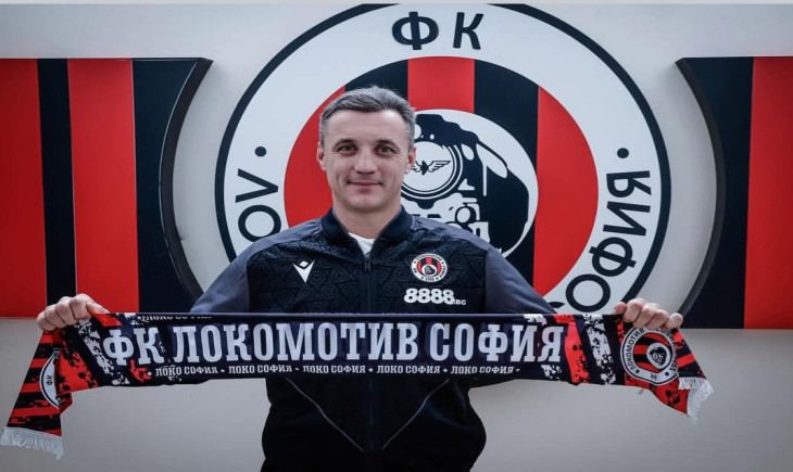 Генчев се завърна начело на Локо София