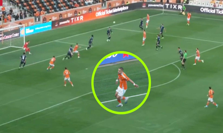 Eski Feyenoord oyuncusu muhteşem bir ters vuruşla gol attı ve Cristiano Ronaldo gibi sevinç gösterisinde bulundu | Goal.com Türkçe