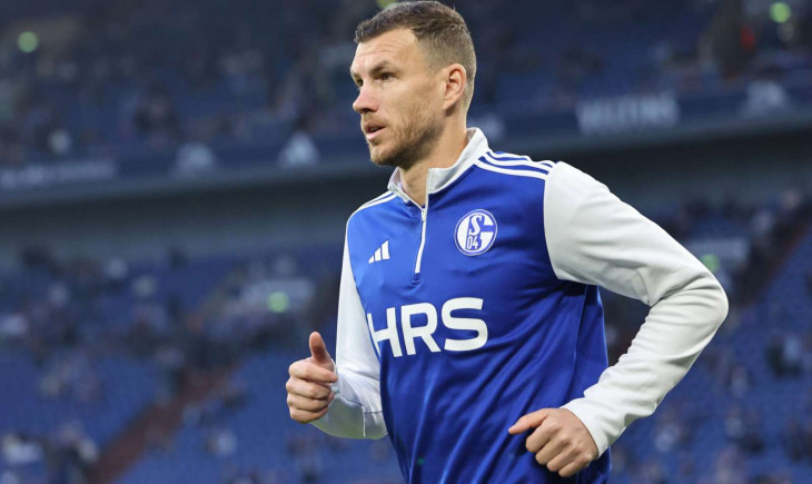 Geheimtreffen in Kroatien: Schalke 04 will Edin Dzeko offenbar zum Topverdiener machen | Goal.com Deutschland