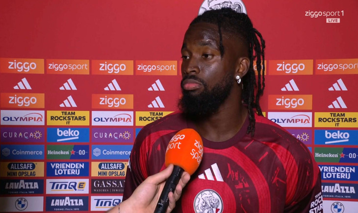 Ajax standout Tolu puts Sam van Royen in his place; Van der Vaart cracks up | Goal.com
