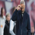 Debakel von Eintracht Frankfurt: Adi Hütter geht auf seinen eigenen Kapitän los | Goal.com Deutschland