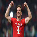 Leon Goretzka soll Kontakt zum FC Barcelona aufgenommen haben | Goal.com Deutschland