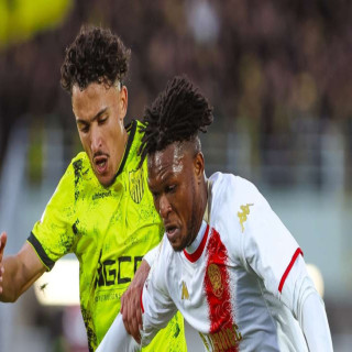 Video: Moghreb Fès stuns Wydad with an extraordinary goal | Goal.com