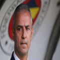 Flaschenwurf als Grund? Kurioser Wirbel um Rücktritt von Fenerbahce-Trainer | Goal.com Deutschland