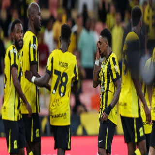 An expert referee settles the matter… Did Al-Ittihad deserve a penalty against Al-Hazm? | Goal.com