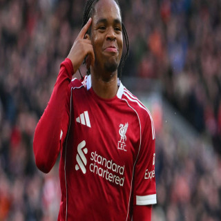 Video: With a stunning finish, the star etches his name into the record books twice in a single night | Goal.com