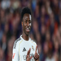 Poker um Vinicius Junior spitzt sich zu! Real Madrid gibt dem FC Arsenal offenbar Contra | Goal.com Deutschland