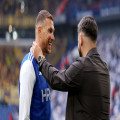 Wie Franz Beckenbauer? Schalke-Trainer Miron Muslic vergleicht Edin Dzeko mit Legenden des Fußballs | Goal.com Deutschland