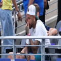 Videoda... Neymar, Dünya Kupası'ndaki kabusun ardından tekerlekli sandalyede görünüyor | Goal.com Türkçe