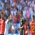 Enzo’nun oyundan atılması… 11. dakikada neredeyse oyundan atılmasına neden olacak heyecan verici bir an | Goal.com Türkçe