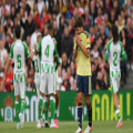 Video: Spanish duo hand Paris Saint-Germain and Arsenal the taste of defeat before the new season | Goal.com