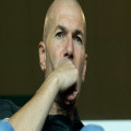 A striking appearance from Zidane: the new coach's eyes watching from afar | Goal.com