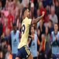 On video: Arsenal return with a win and top spot from Sunderland's ground | Goal.com