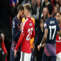 Premier League: furious reaction after red card for headbutt against Tottenham star in clash with Manchester United | Goal.com