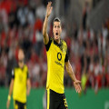 Flieht er vor einem Neuzugang? BVB-Star heizt Transfer-Spekulationen an | Goal.com Deutschland