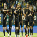Ajax first-team player suffers knee injury and is sidelined for a lengthy period | Goal.com