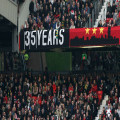 Manchester-United-Fans stellen Neufassung eines legendären Banners vor | Goal.com Deutschland