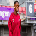 Givairo Read transfer uncertain after Nottingham Forest’s multimillion bid for another right-back | Goal.com