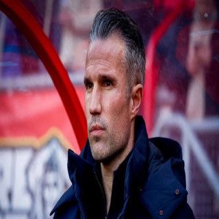 Seeing Robin van Persie do that speaks volumes about the issues at Feyenoord | Goal.com