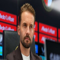 Feyenoord, Perşembe günü Premier League’den bir teklif alacak | Goal.com Türkçe