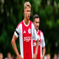 Ajax, Sean Steur'u devasa bir bedel karşılığında sattı | Goal.com Türkçe