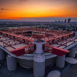 Милан и Интер купиха Сан Сиро