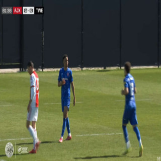 FC Twente, Daouda Weidmann'ın muhteşem golüyle Ajax'ı mağlup etti | Goal.com Türkçe