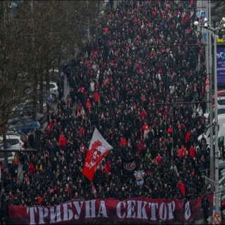 Сектор Г стяга протест срещу общината